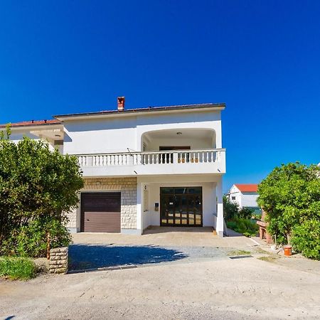 Apartments Slavica R Banjol Bagian luar foto